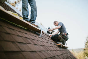 Local Roofers in St Marys Point, MN